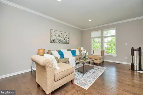 6986 Manahoac Pl, Gainesville, VA 20155 photo 6