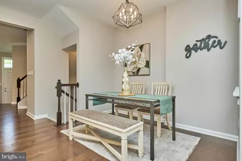 6986 Manahoac Pl, Gainesville, VA 20155 photo 10