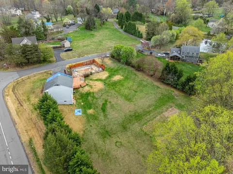 9980 Suheil Rd, Manassas, VA 20111 photo 3