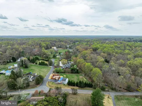 9980 Suheil Rd, Manassas, VA 20111 photo 4