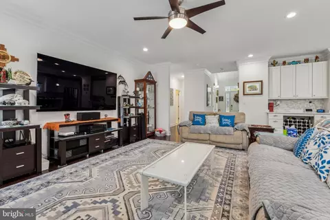 Living - 3229 Riverview Dr, Triangle, VA 22172 photo 1 of 2