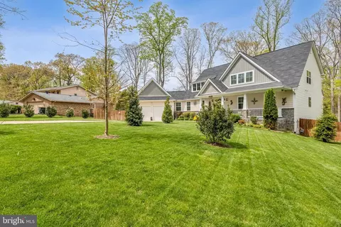 Exterior - 3229 Riverview Dr, Triangle, VA 22172 photo 29 of 30