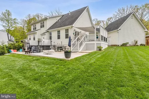 Exterior - 3229 Riverview Dr, Triangle, VA 22172 photo 18 of 30