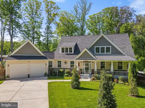 Exterior - 3229 Riverview Dr, Triangle, VA 22172 photo 27 of 30