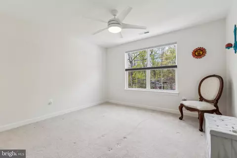 Bedroom - 3229 Riverview Dr, Triangle, VA 22172 photo 6 of 13