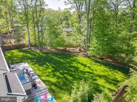 Exterior - 3229 Riverview Dr, Triangle, VA 22172 photo 26 of 30