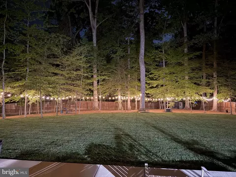 Exterior - 3229 Riverview Dr, Triangle, VA 22172 photo 1 of 30