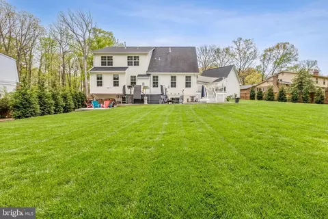 Exterior - 3229 Riverview Dr, Triangle, VA 22172 photo 19 of 30