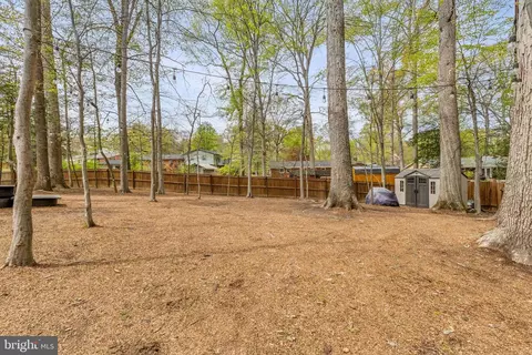 Exterior - 3229 Riverview Dr, Triangle, VA 22172 photo 13 of 30