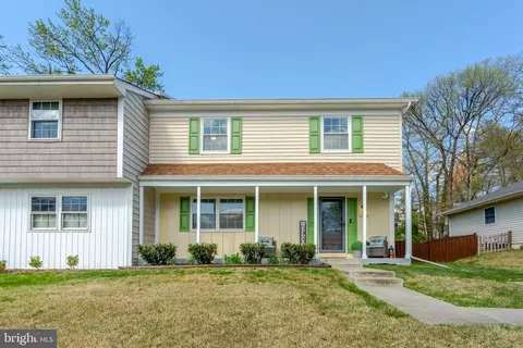 12662 Valleywood Dr, Woodbridge, VA 22192