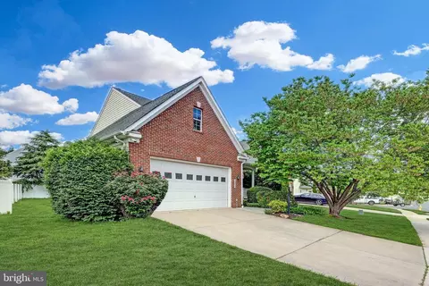 6050 Omega Ln, Manassas, VA 20112