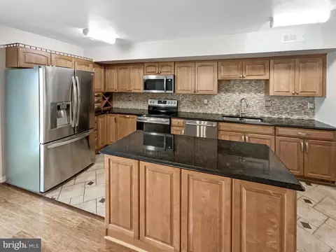 Kitchen - 3810 Port Hope Pt, Triangle, VA 22172 photo 1 of 4