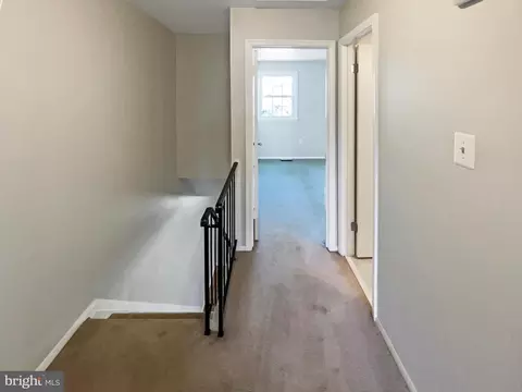 Entry Way - 3810 Port Hope Pt, Triangle, VA 22172 photo 3 of 3