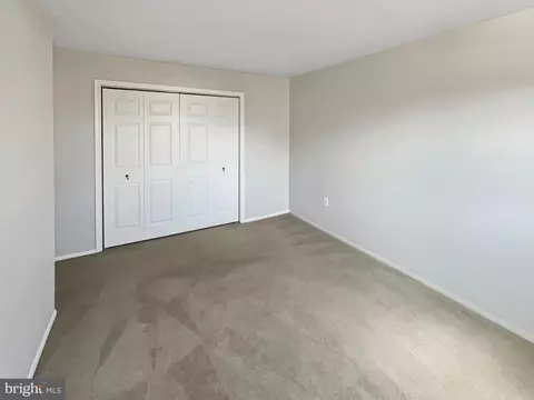 Bedroom - 3810 Port Hope Pt, Triangle, VA 22172 photo 4 of 8