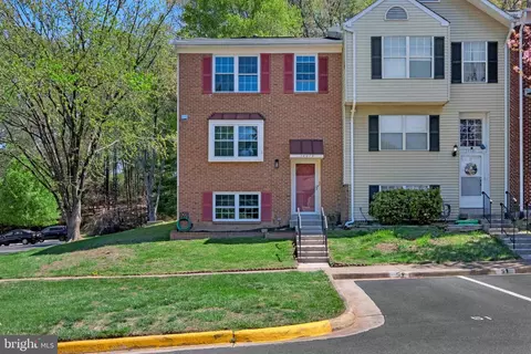 14079 Geraldine Ct, Woodbridge, VA 22193