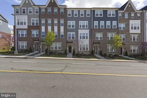 14959 River Walk Way, Woodbridge, VA 22191