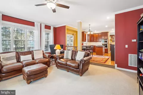 9251 Lost Fields Ct, Bristow, VA 20136 photo 14
