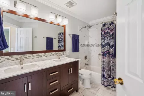 9251 Lost Fields Ct, Bristow, VA 20136 photo 29
