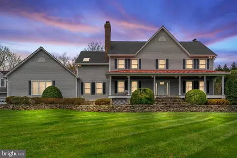 4792 Maurine Ct, Gainesville, VA 20155