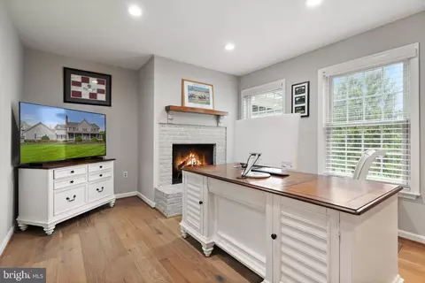 Other - 4792 Maurine Ct, Gainesville, VA 20155 photo 4 of 29