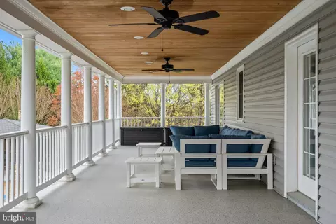 Exterior - 4792 Maurine Ct, Gainesville, VA 20155 photo 6 of 13