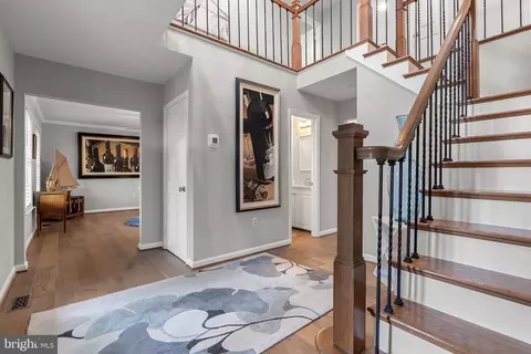 Entry Way - 4792 Maurine Ct, Gainesville, VA 20155 photo 1 of 11