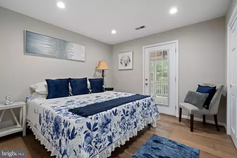 Bedroom - 4792 Maurine Ct, Gainesville, VA 20155 photo 3 of 7
