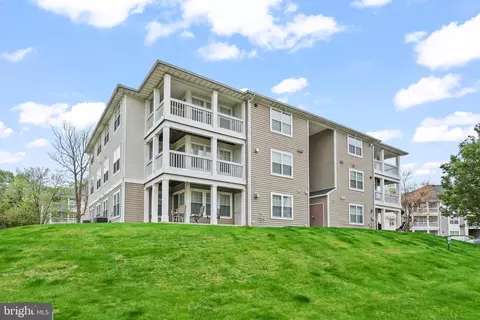 14197 Cuddy Loop #104, Woodbridge, VA 22193