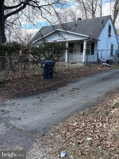 18516 Old Triangle Rd, Triangle, VA 22172 photo 2