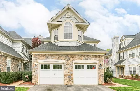 13859 Gullane Dr, Woodbridge, VA 22191