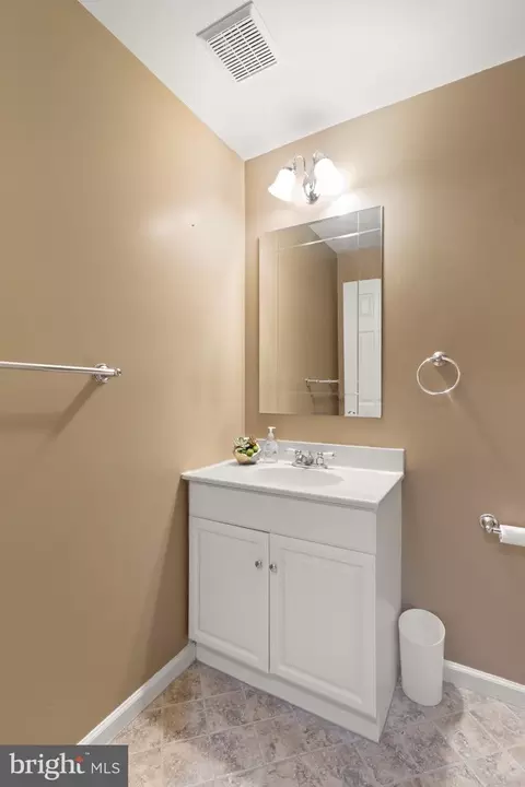 Other - 18846 Beaten Path Ct, Triangle, VA 22172 photo 10 of 10