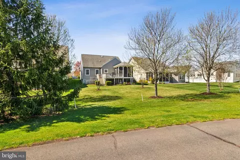 Exterior - 6331 Retriever Ln, Gainesville, VA 20155 photo 19 of 23