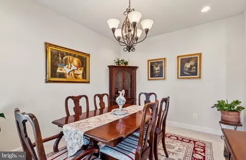 Dining - 6331 Retriever Ln, Gainesville, VA 20155 photo 3 of 5