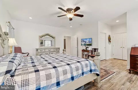 Bedroom - 6331 Retriever Ln, Gainesville, VA 20155 photo 3 of 10