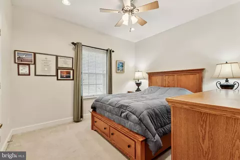 Bedroom - 6331 Retriever Ln, Gainesville, VA 20155 photo 5 of 10