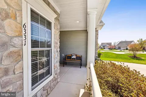Exterior - 6331 Retriever Ln, Gainesville, VA 20155 photo 6 of 23