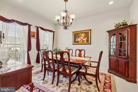 Dining - 6331 Retriever Ln, Gainesville, VA 20155 photo 2 of 5