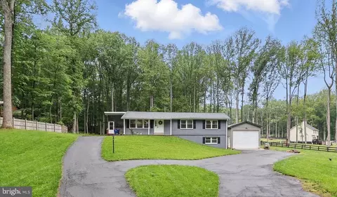 1400 Spring Lake Dr, Haymarket, VA 20169