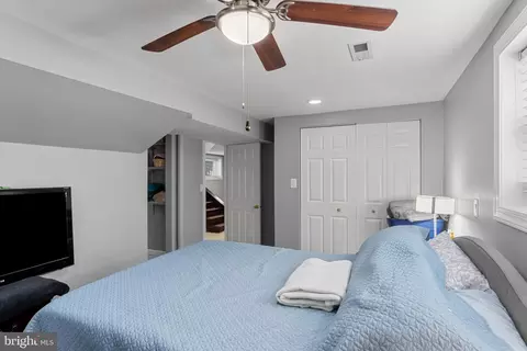 17849 Curtis Dr, Dumfries, VA 22026 photo 10