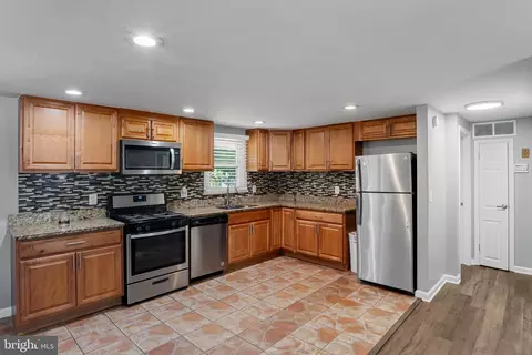 17849 Curtis Dr, Dumfries, VA 22026 photo 7