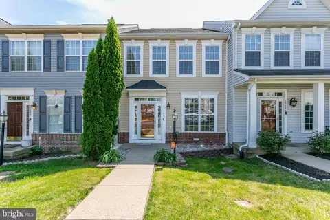 15648 William Bayliss Ct, Woodbridge, VA 22191