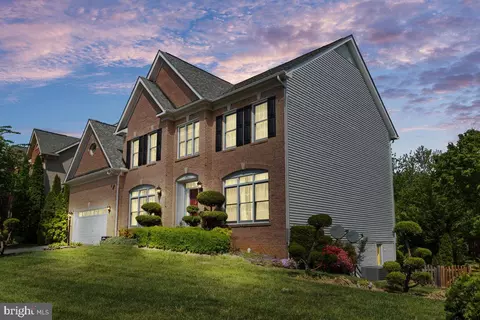 14381 Broadwinged Dr, Gainesville, VA 20155 photo 2