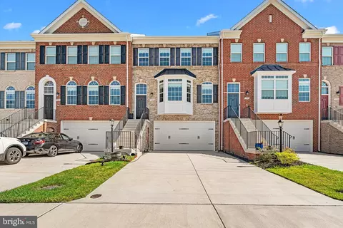 3188 Barbeque Pl, Woodbridge, VA 22193