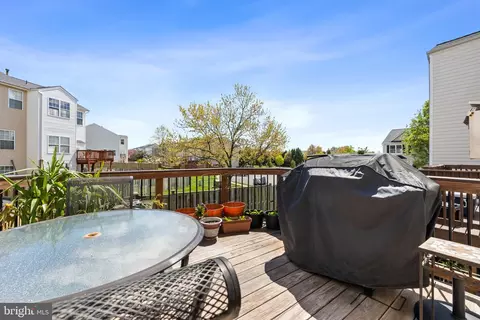 Exterior - 8777 Dunstable Loop, Bristow, VA 20136 photo 3 of 5