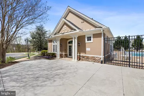 Exterior - 8777 Dunstable Loop, Bristow, VA 20136 photo 5 of 5