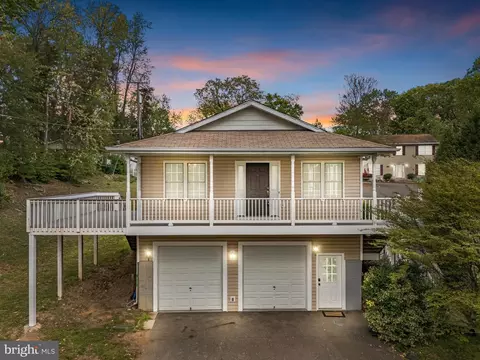 3580 Diamond Point Mews, Dumfries, VA 22026