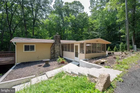 11909 Waterside Dr, Manassas, VA 20112
