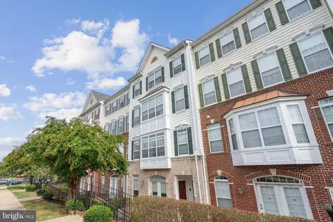 14841 Cloverdale Rd, Woodbridge, VA 22193