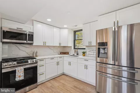 9404 Spotsylvania St, Manassas, VA 20110