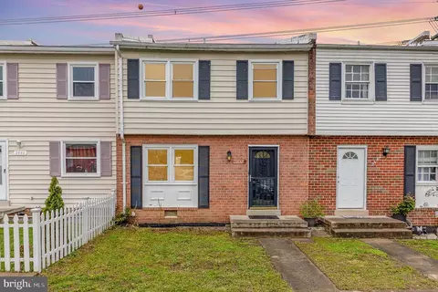 2444 Kilpatrick Pl, Dumfries, VA 22026